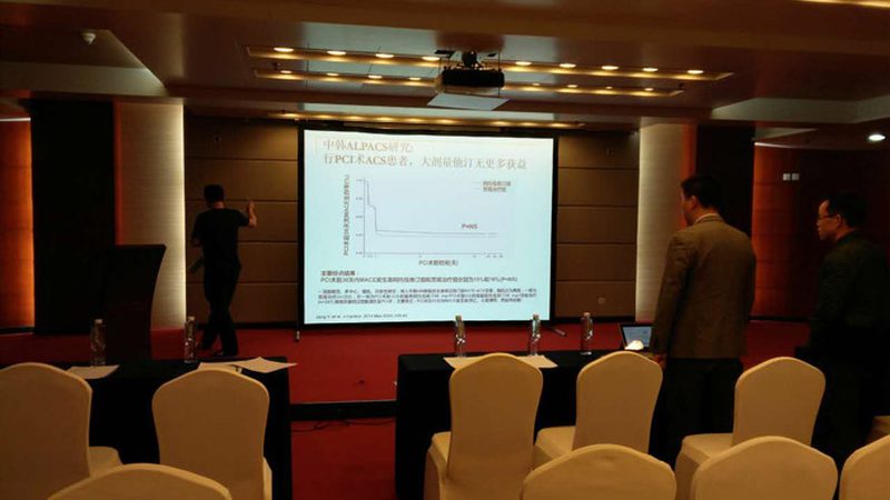 对于报班费用，我们不能仅仅看数字，更要关注性价比。以下是一些衡量性价比的要点：